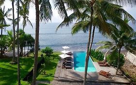 Seraya Shores